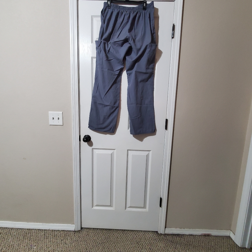 Scrub pants